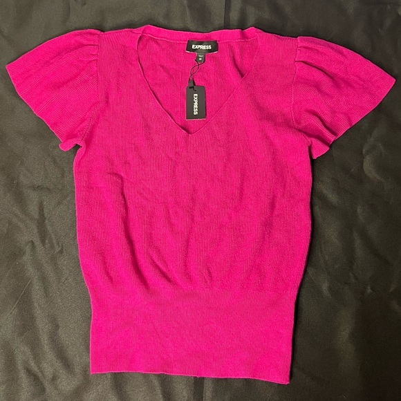 Express Tops - EXPRESS Fushia Pink Women's V-Neck Short Sleeve Sweater Top